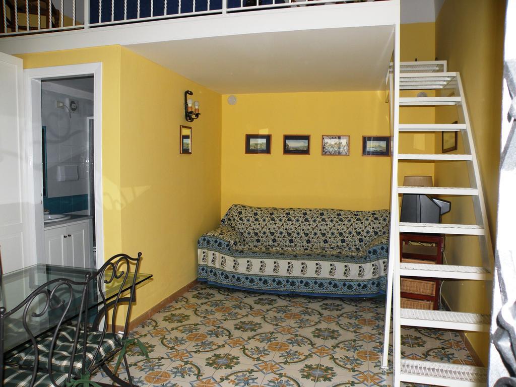 Apartamento La Dolce Meta Habitación foto